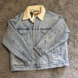 Levi’s Premium Dad Sherpa Trucker Jacket